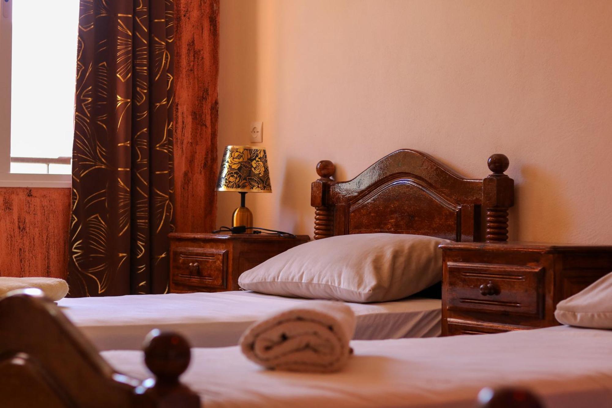 Auberge Les Montagnes Du Paradis Tagherat Anekrim Luaran gambar
