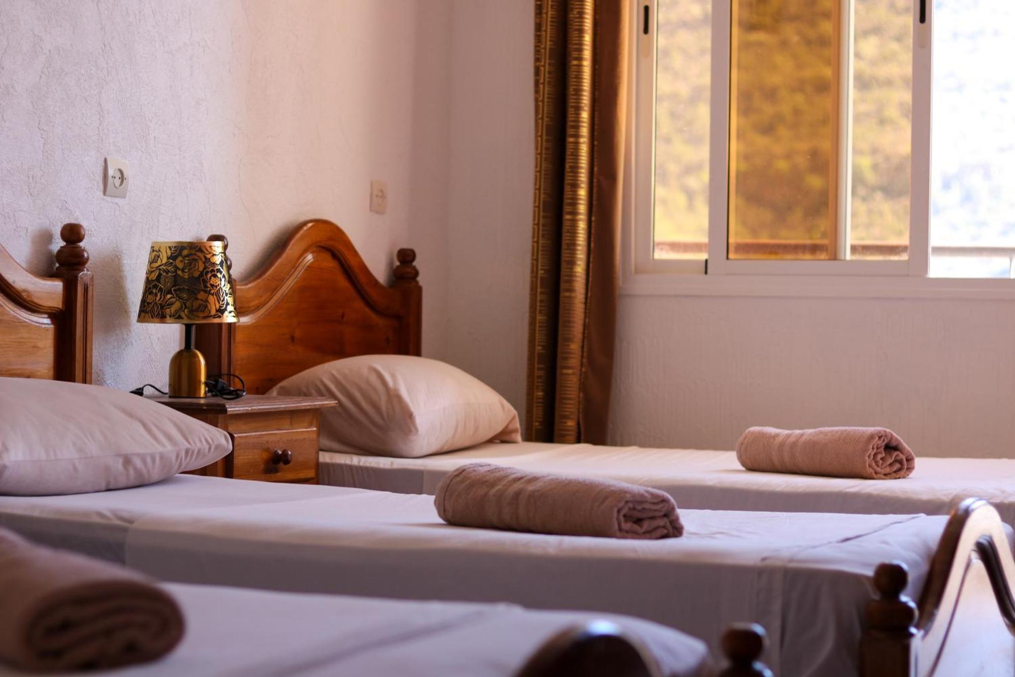 Auberge Les Montagnes Du Paradis Tagherat Anekrim Luaran gambar